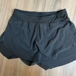 Lululemon Fast and Free Short 3” Size 6